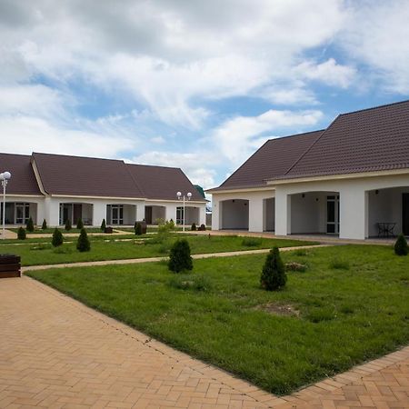 База Відпочинку "Сонячна" Primorskoye Ngoại thất bức ảnh